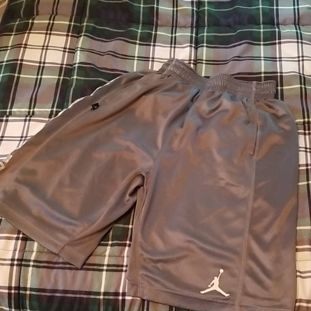 Jordan basketball shorts silver size small